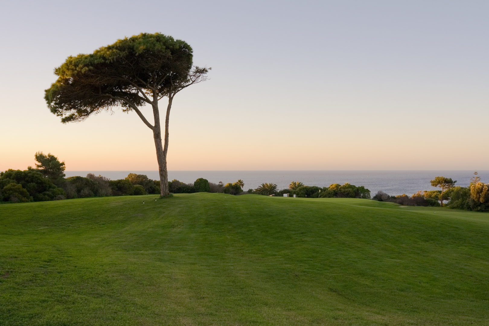 Golf lernen während einer Golfreise: Weshalb der Einstieg im Süden schneller gelingt