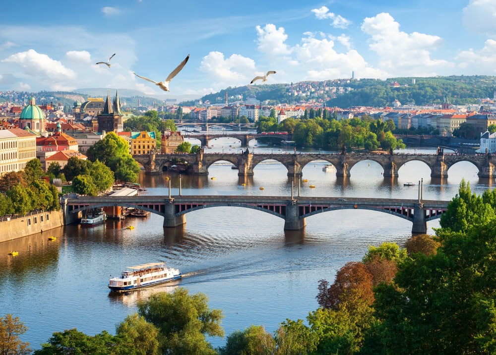 Prag verbindet erstklassigen Golfgenuss mit Kultur, Geschichte und dem einzigartigen Flair der Goldenen Stadt